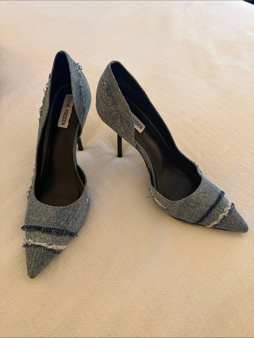 Steve Madden Frayed Denim Pointed-Toe Stiletto Pumps in Blue
